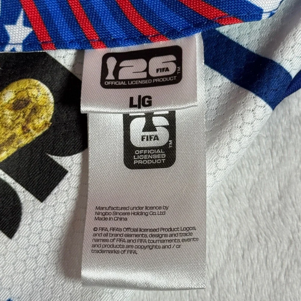 FIFA USA Dog Shirt/Bandana Official Licensed Soccer World Cup Size Large  NWT